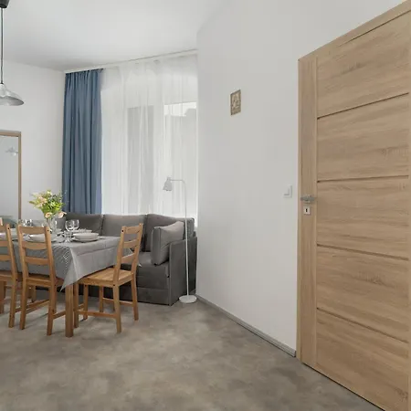 Apartment Elegancki Apartament W Poblizu Rynku Poznan Piekary 8A By Heyrent